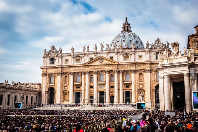 Meet Pope Francis at St Peter Square Vatican City - Accessibility and Accommodations