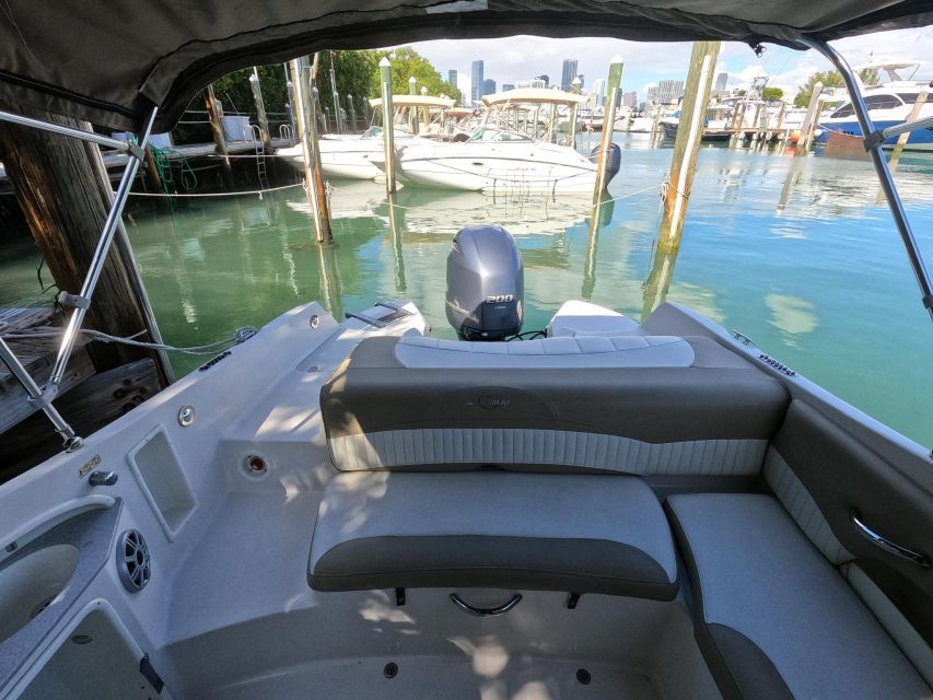 Miami: 24-Foot Private Boat for up to 8 People - Capturing Memorable Moments