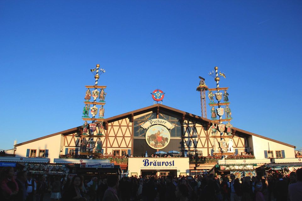 Munich: Oktoberfest Big Beer Tent Evening Table Reservation - Meeting Point and Transportation