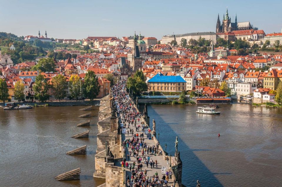 One Way Private Transfer Passau to Prague via ČEský Krumlov - Inclusions