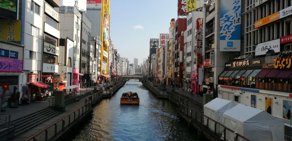 Osaka: Five Must-See Highlights Walking Tour & Ramen Lunch - Kuromon Ichiba Market Delights