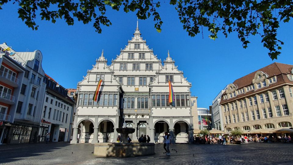 Paderborn: Old Town Highlights Self-guided Tour - Tour Route and Features