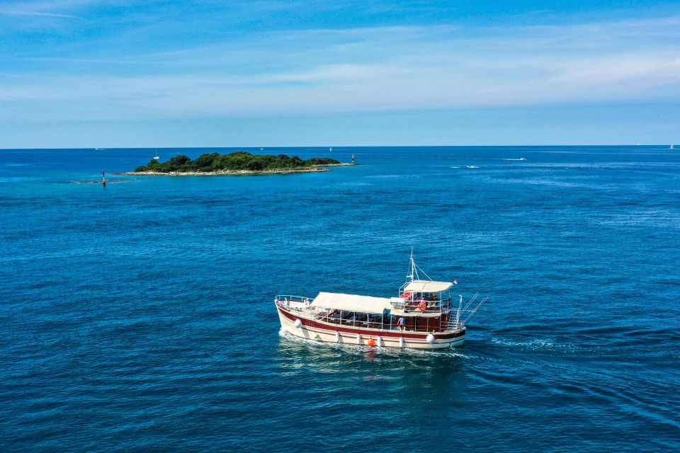 Poreč: Panoramic Morning Cruise Among 20 Islands With Drinks - Meeting Point