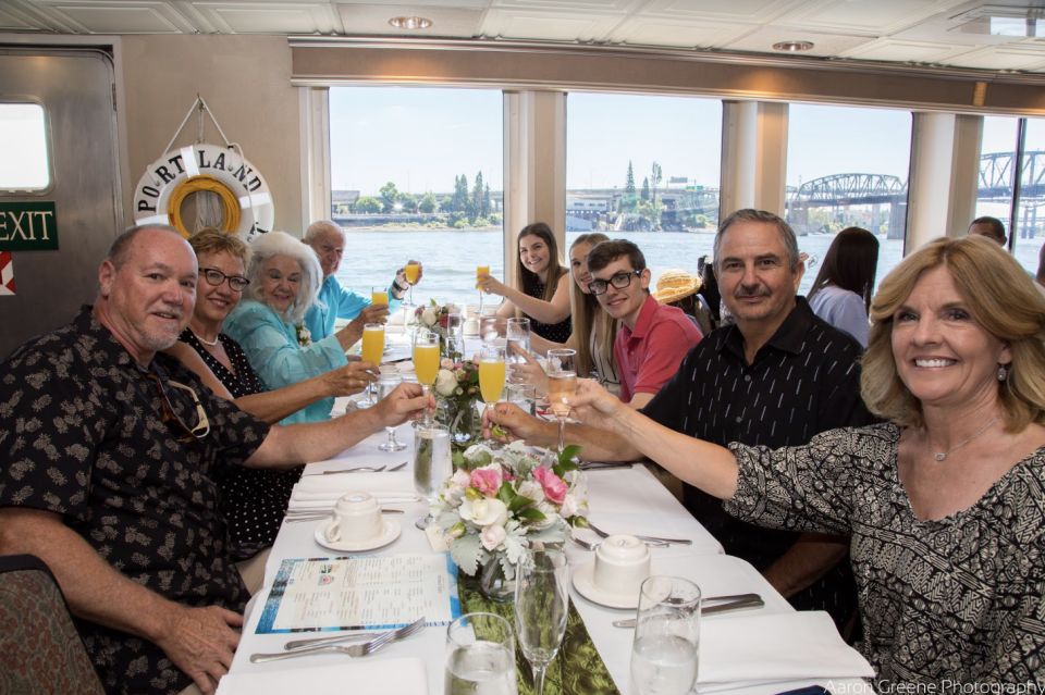 Portland: Champagne Brunch Cruise on Willamette River - Accessibility and Meeting Info