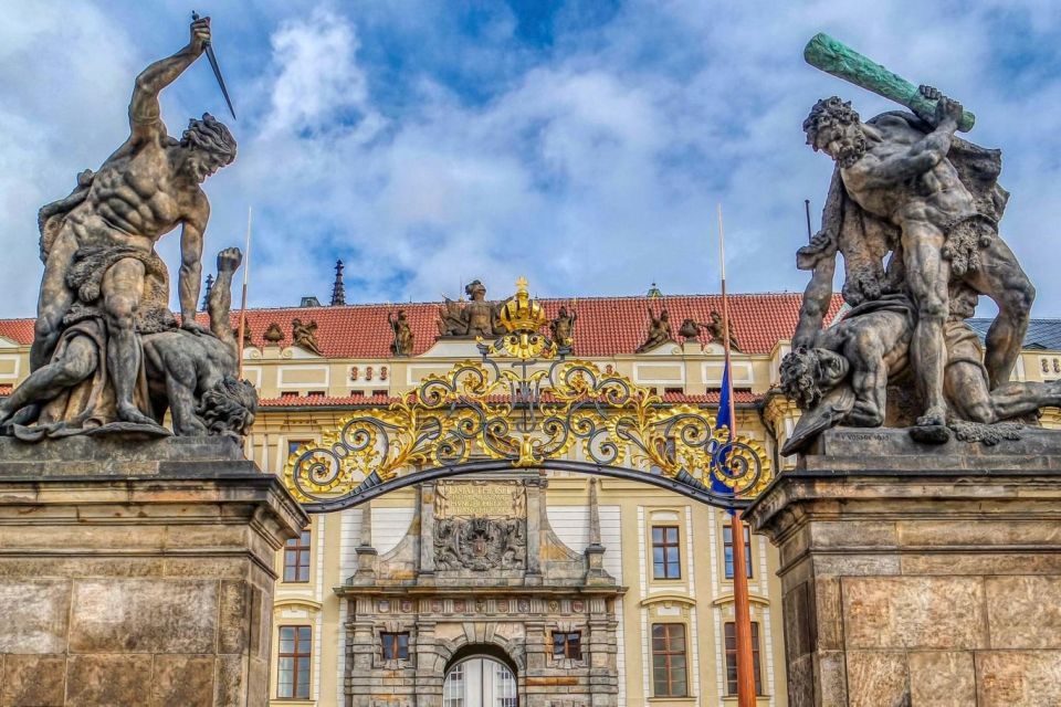 Prague Castle: Audio Guide in Your Smartphone - Meeting Point and Entry Ticket