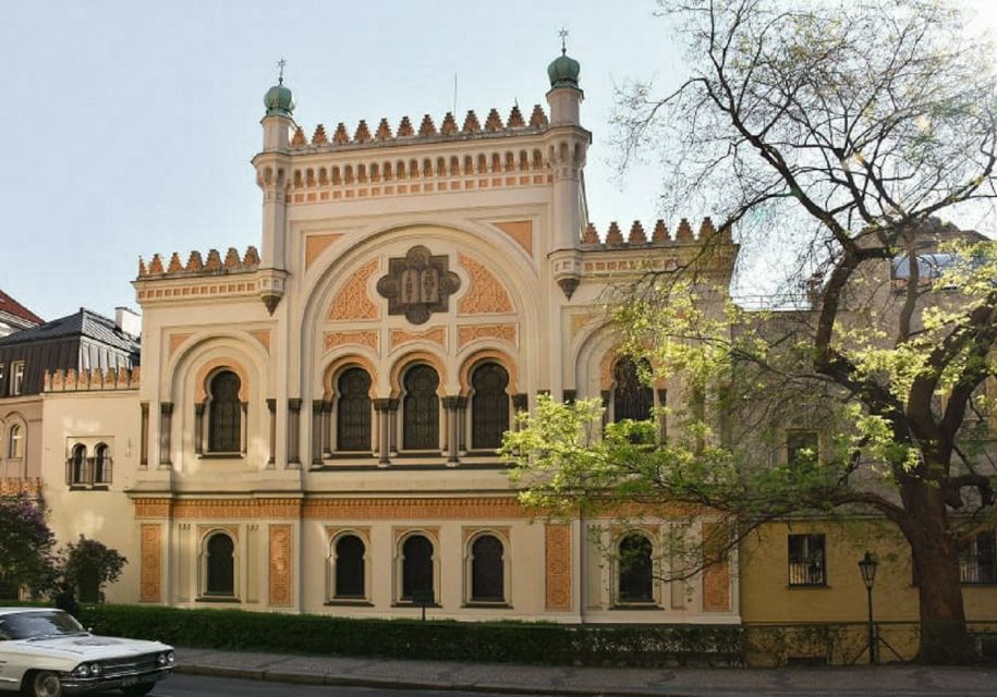 Prague: Old Town and Jewish Quarter Guided Walking Tour - Old Town Exploration