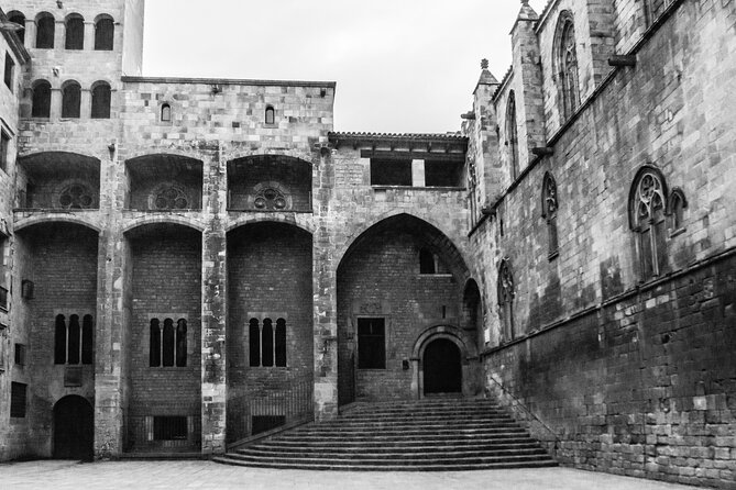 Private Barcelona Old Town Walking Tour: Gothic Quarter & Born - Tour Reviews