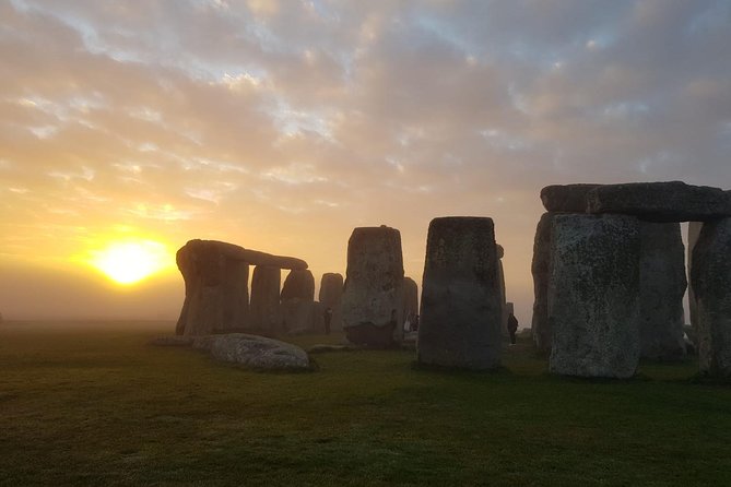 Private Driver Guided Tour Stonehenge Windsor Castle and Bath. - Tour Details