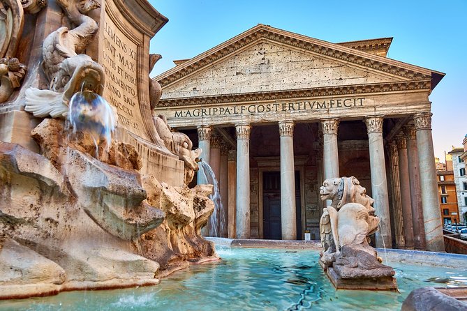 Rome Walking Tour: Churches, Squares and Fountains - Visiting the Trevi Fountain