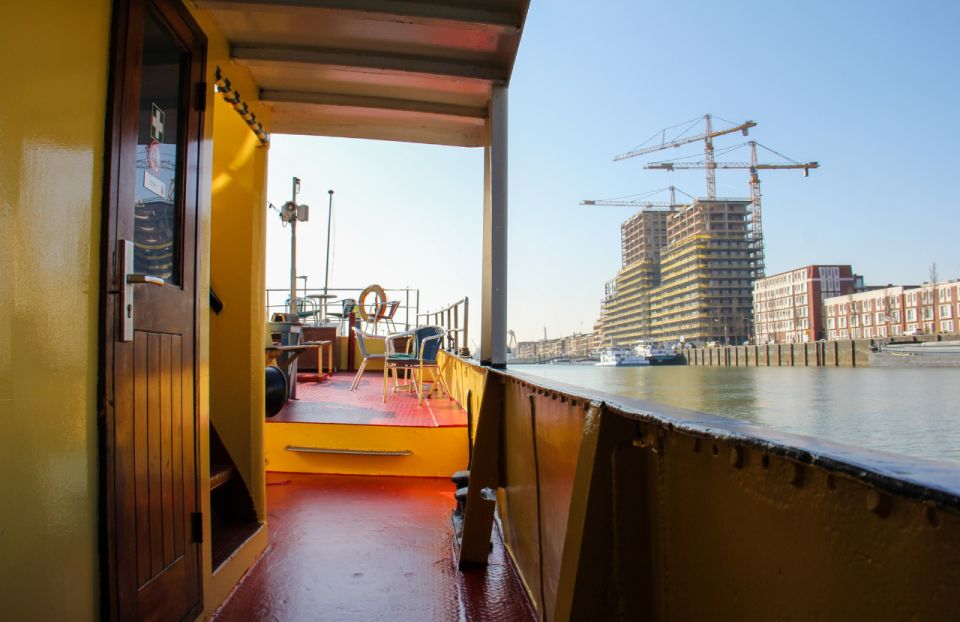 Rotterdam: Pub Cruise With Drinks and Bites - Included Drinks and Snacks