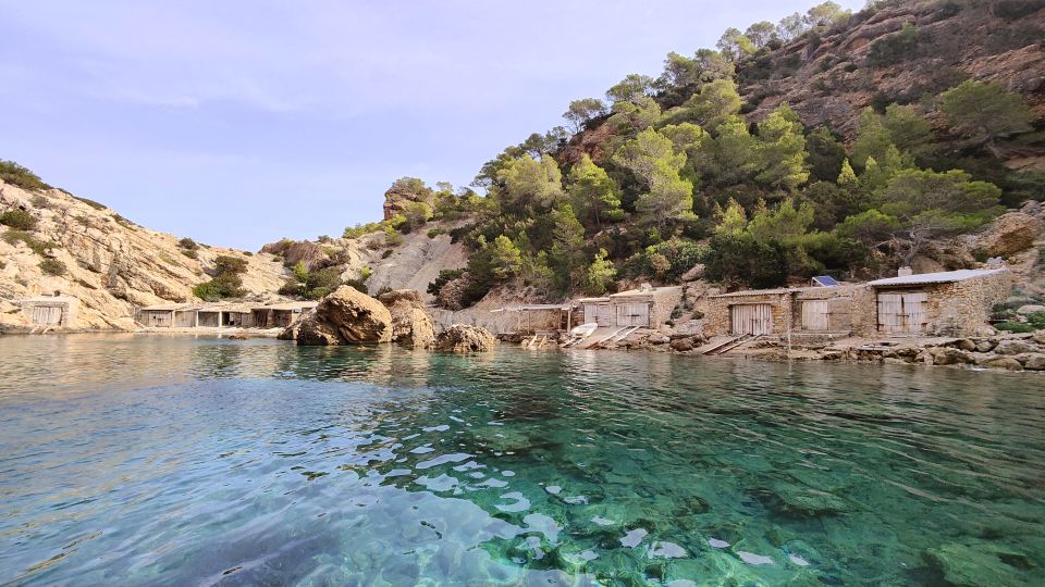 San Antonio: Cala Salada Jet Ski Tour (Price Per Jet Ski) - Meeting Point and What to Bring