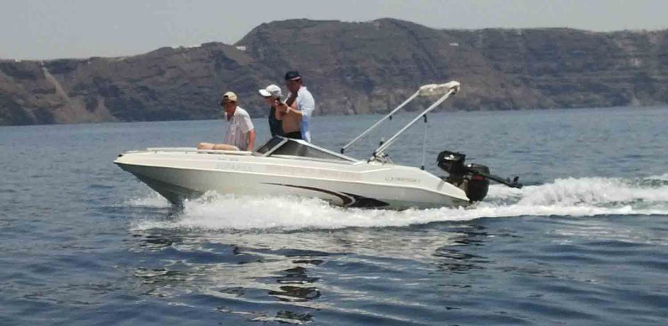 Santorini: Rent a Speedboat License Free - Explore Volcanic Beaches and Sea Caves