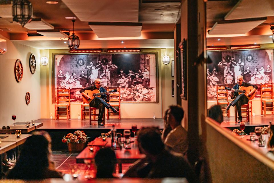 Seville: Flamenco Show With Andalusian Dinner at La Cantaora - Accessibility and Location