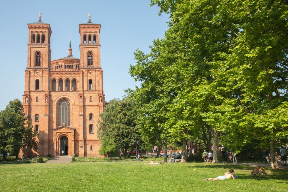 Small Group Tour: Wild Kreuzberg - Historic Sites and Spaces