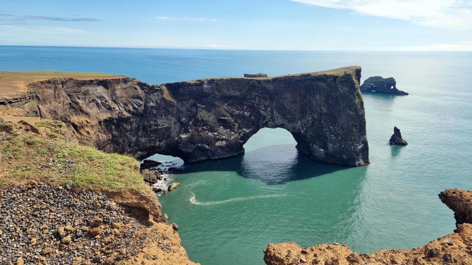 South Coast. Private Day Tour From Reykjavik - Lunch at Skogafoss Bistro Bar