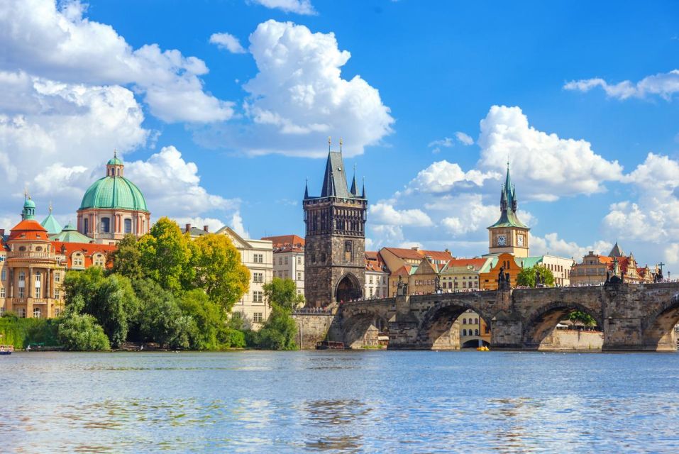 Steps Through Centuries: A Private Prague Walking Tour - Old-New Synagogue