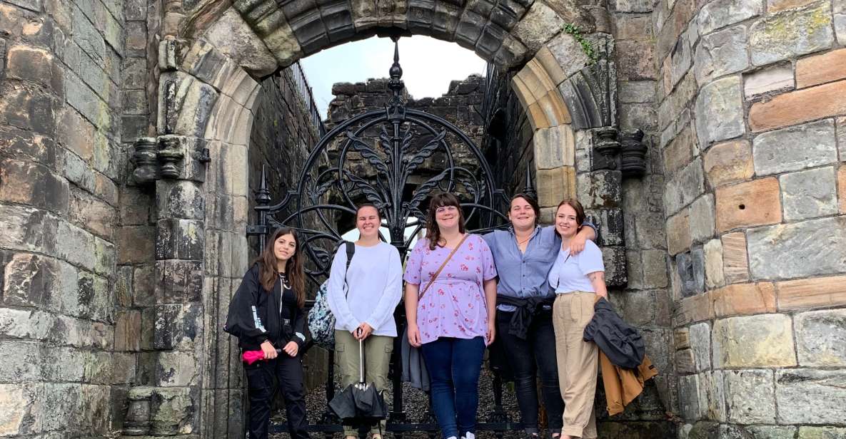 Stirling: Private Old Town & Castle Walking Tour - Meeting Point and Instructions