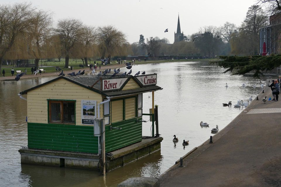 Stratford-Upon-Avon: The Famous Walk Talk Show - Meeting Point and Directions