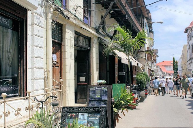 Super Zanzi (3-IN-1): Prison, Vanishing Island & Stone Town - Zanzibar - Lunch and Dining