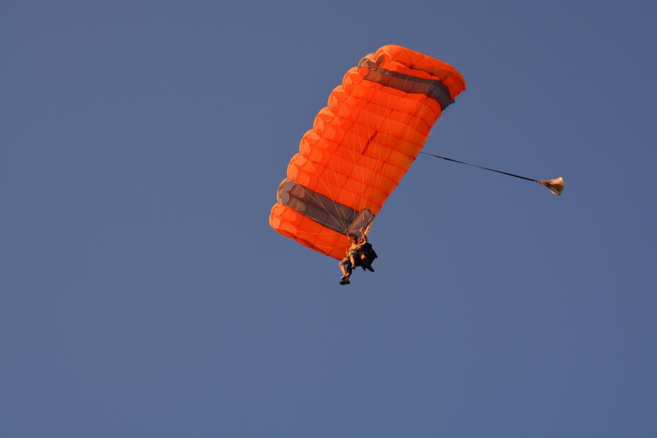 Tandem Skydive Experience Over the Austrian Alps - Freefall at 200 Km/H