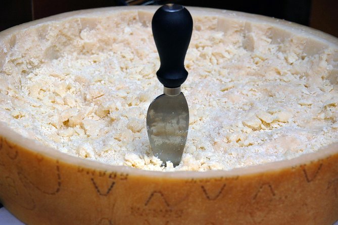 Taste of Emilia-Romagna: Parmigiano, Prosciutto and Balsamic Vinegar of Modena - Guide Insights