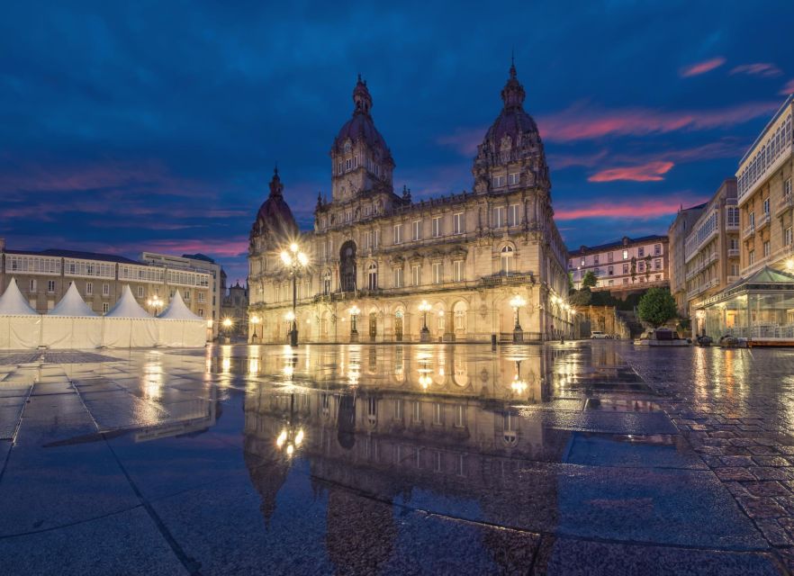 The Old Town Walking Tour La Coruña - Delving Into Legendary Narratives