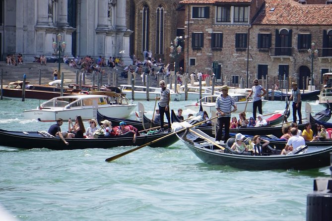 Venice Through the Eyes of a Venetian - Walk and Luxurious Private Water Taxi - Venetian Culinary Delights