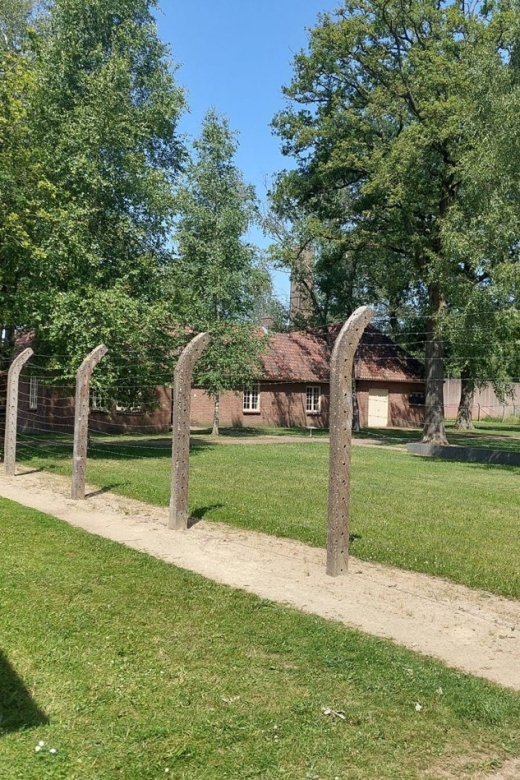 Vught: Small Group Tour of the WWII National Memorial Camp - Customer Experience and Reviews