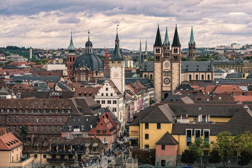 Würzburg: Private Walking Tour With Professional Guide - Historic Town Hall