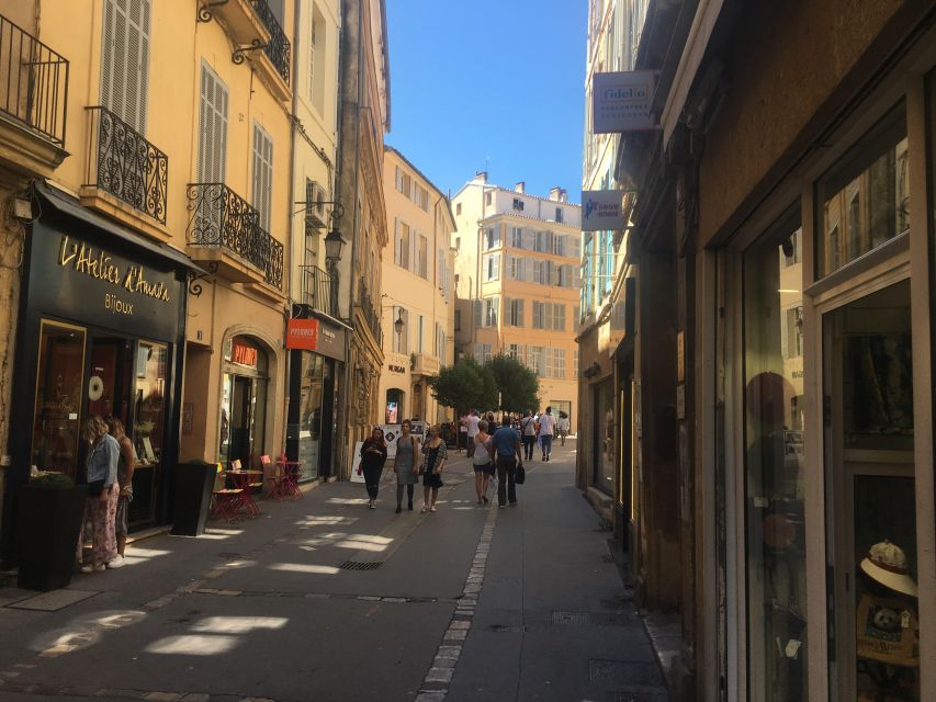 Aix-en-Provence: A Self-Guided Audio Tour - Stories of Plague, War, and Revolution