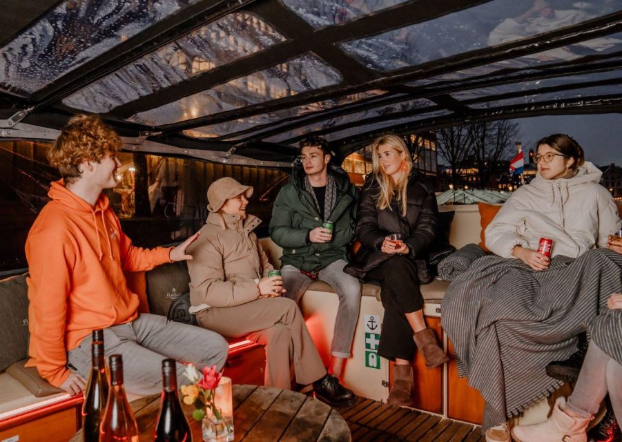 Amsterdam: Light Festival All-Inclusive Canal Cruise - Boat Amenities and Facilities