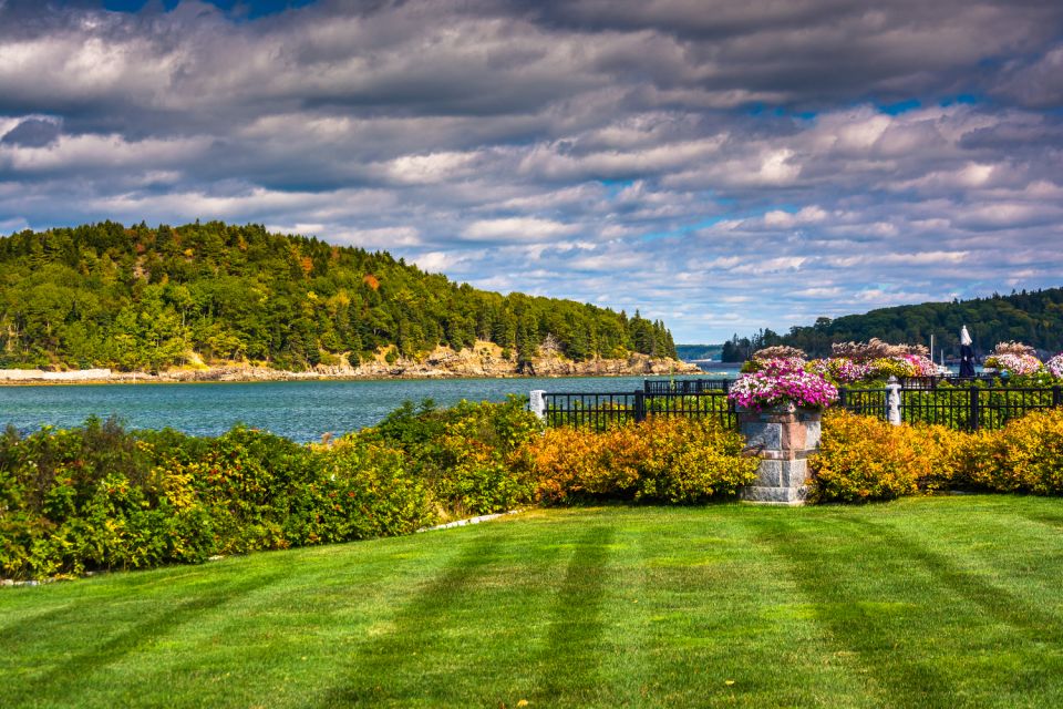 Bar Harbor: Historic Self-Guided Audio Guide Tour - Discovering Bar Harbor Inn