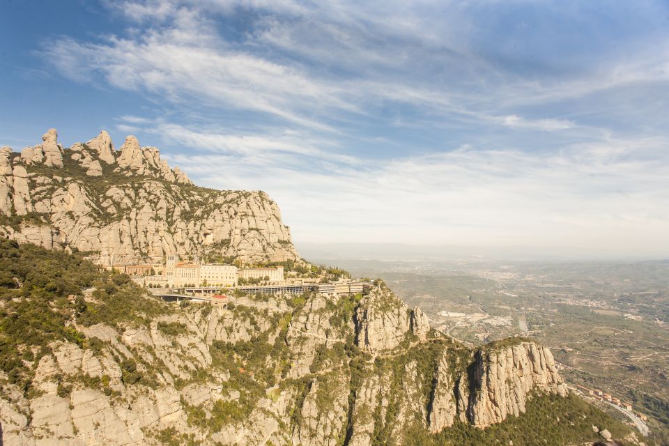 Barcelona: Montserrat With Winery Visit and Farmhouse Lunch - Customer Feedback