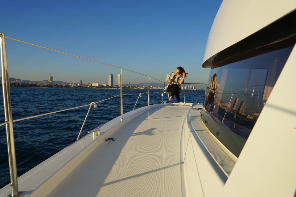 Barcelona: Sunset Catamaran Experience W/ Optional Dinner - Duration and Group Size