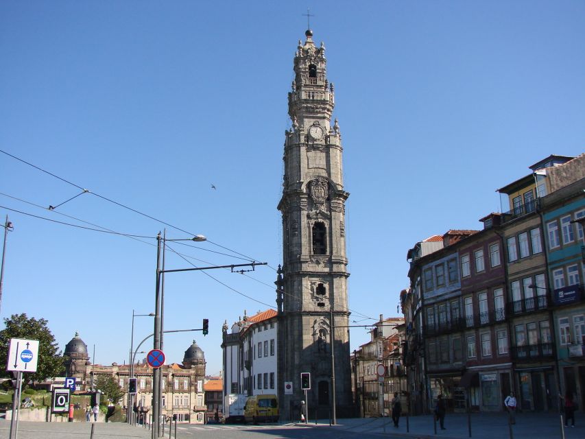 Best of Porto Guided Tour With Lunch, Cruise & Wine Tasting - Douro River Cruise