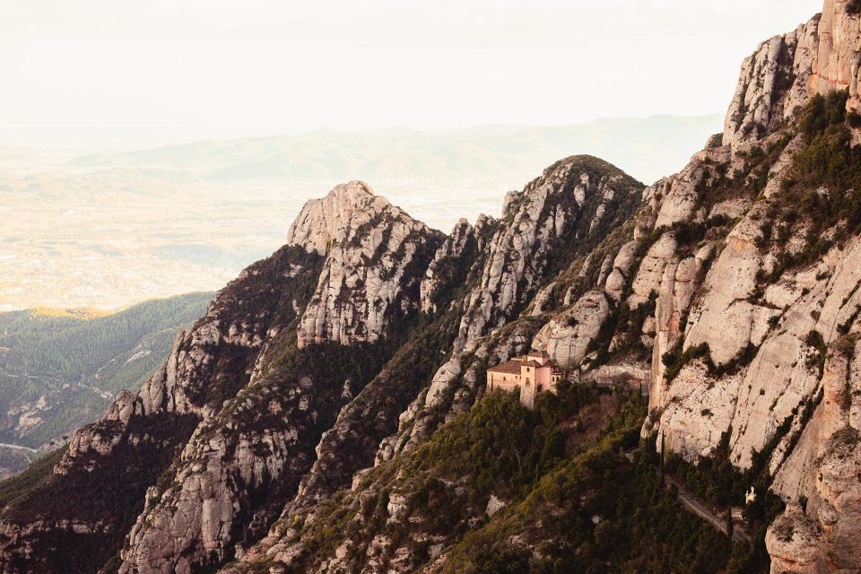 Combo Tour: Gothic, Tapas, & Afternoon Montserrat With Choir - Important Information