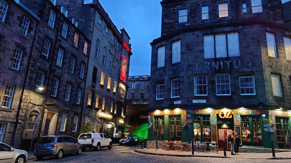 Edinburgh: Heart Of Old Town Private Walking Tour - Inclusions and Exclusions