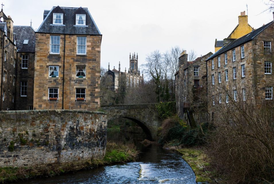 Edinburgh: Private Architecture Tour With a Local Expert - Mobility Impairment Suitability