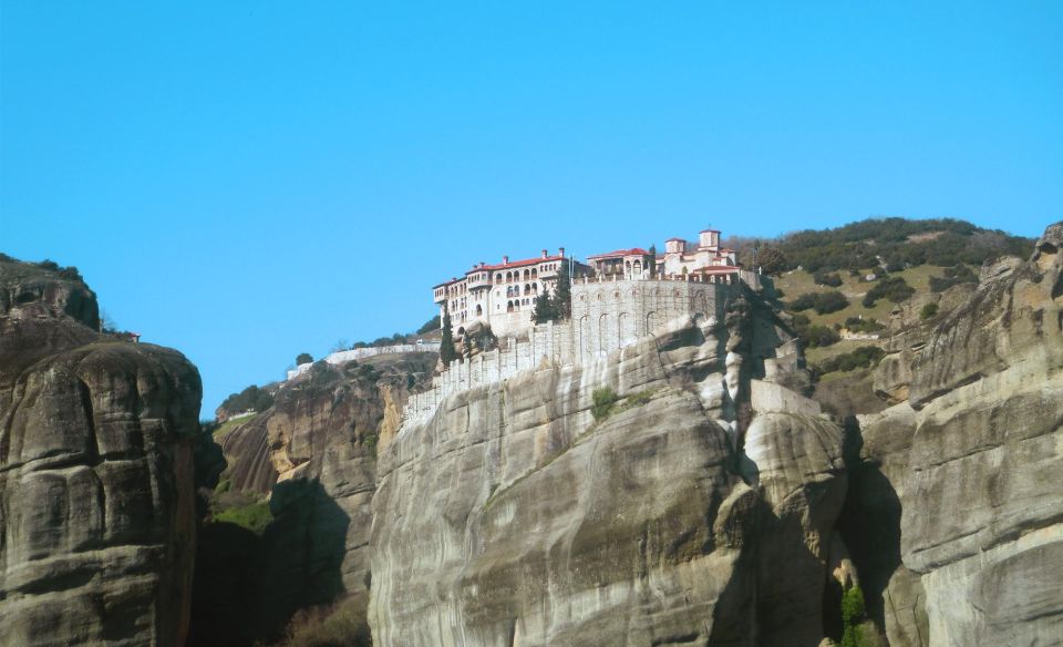 From Athens: Meteora Full-Day Trip With Guide on Luxury Bus - Customer Reviews and Feedback