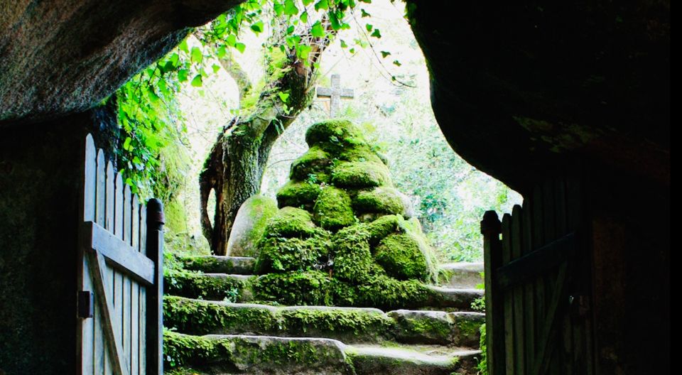 From Lisbon: Sintra Bike Tour With Lunch and 2 Attractions - Visiting Quinta Regaleira