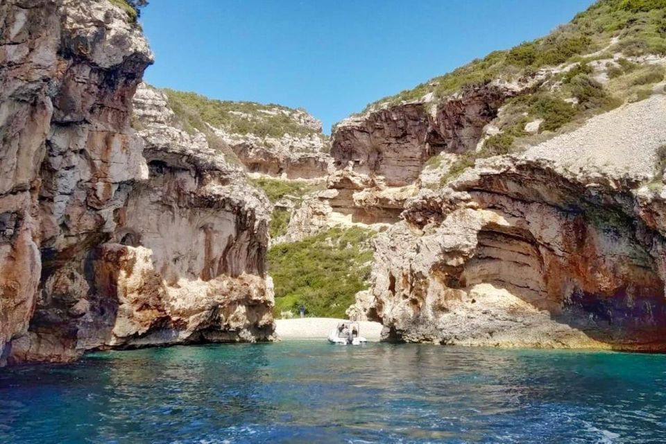 From Milna or Supetar: Magical Blue Cave Island Hopping - Snorkeling in Adriatic