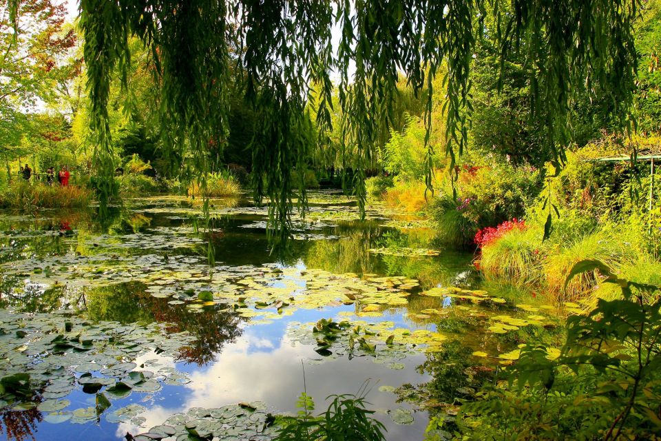 From Paris: Monet Impressionism Tour to Giverny by Minibus - Important Information