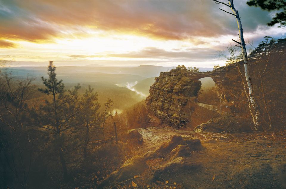 From Prague: Bohemian Switzerland National Park Private Tour - Exploring Pravčická Gate