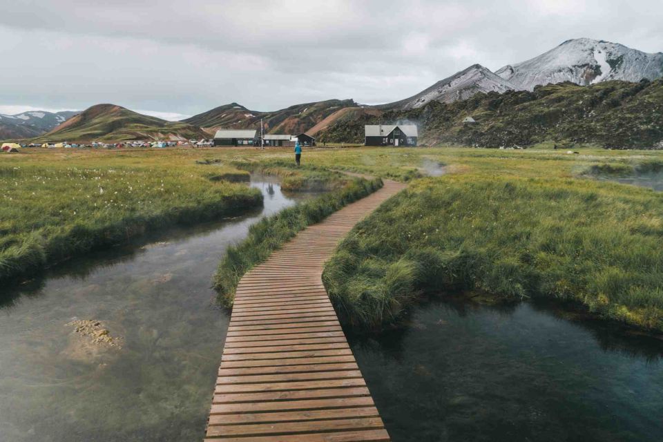 From Reykjavik: Landmannalaugar & Háifoss Waterfall Tour - Hiking the Lauga-loop