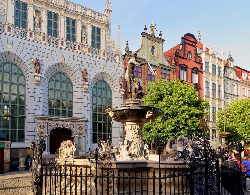 Gdansk Private Walking Tour - Pricing and Languages