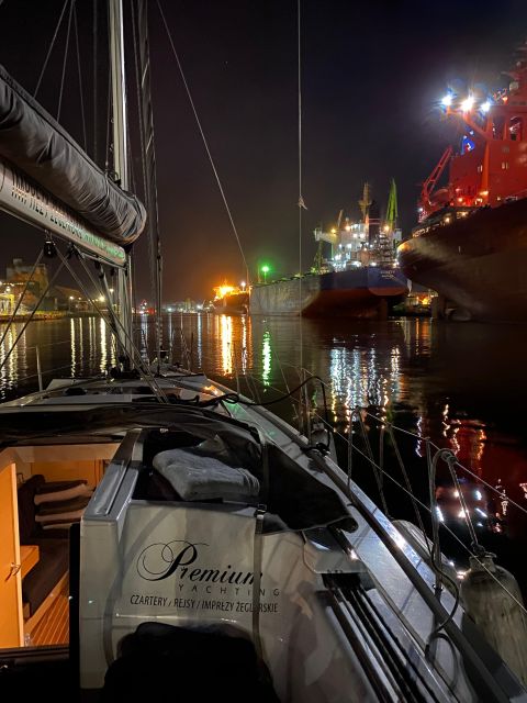 Gdansk: Scenic Evening Yacht Cruise With Prosecco - Departure and Duration