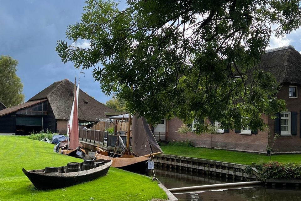 Giethoorn: Highlights & History Self-Guided Walking Tour - Notable Sites