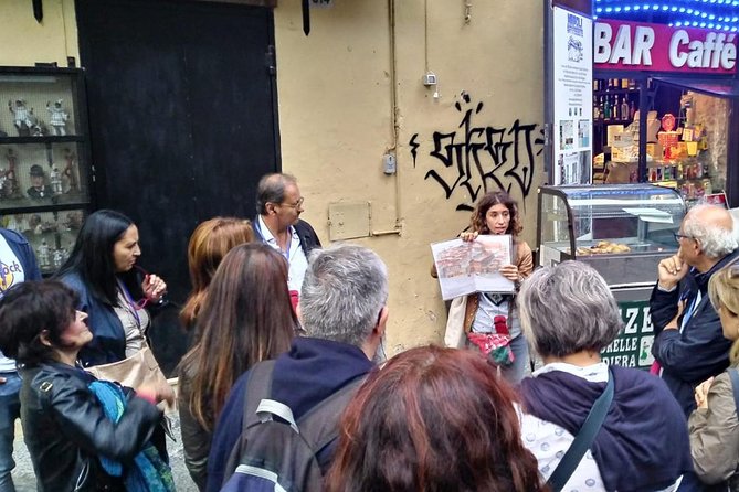 Guide Tour in Naples Downtown With an Art Expert - Tour Duration and Accessibility