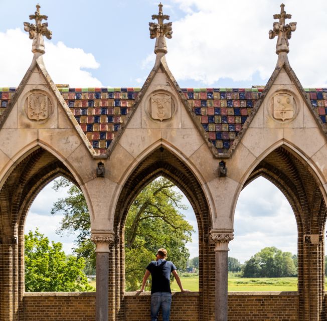 Heeswijk: Heeswijk Castle Admission Ticket With Audio Guide - Transportation and Accessibility