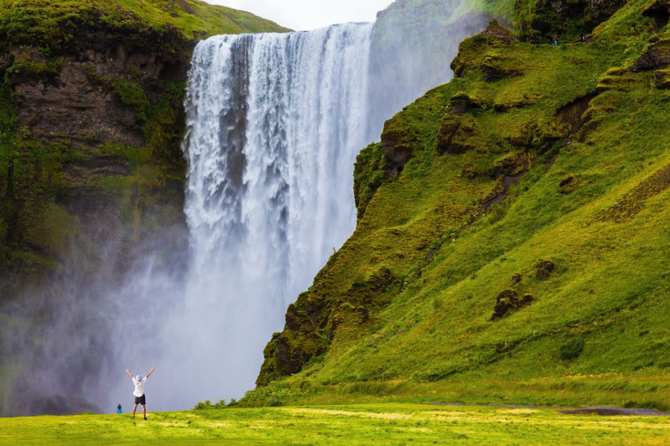 Iceland: South Coast and Northern Lights Tour - Reynisfjara Black Sand Beach